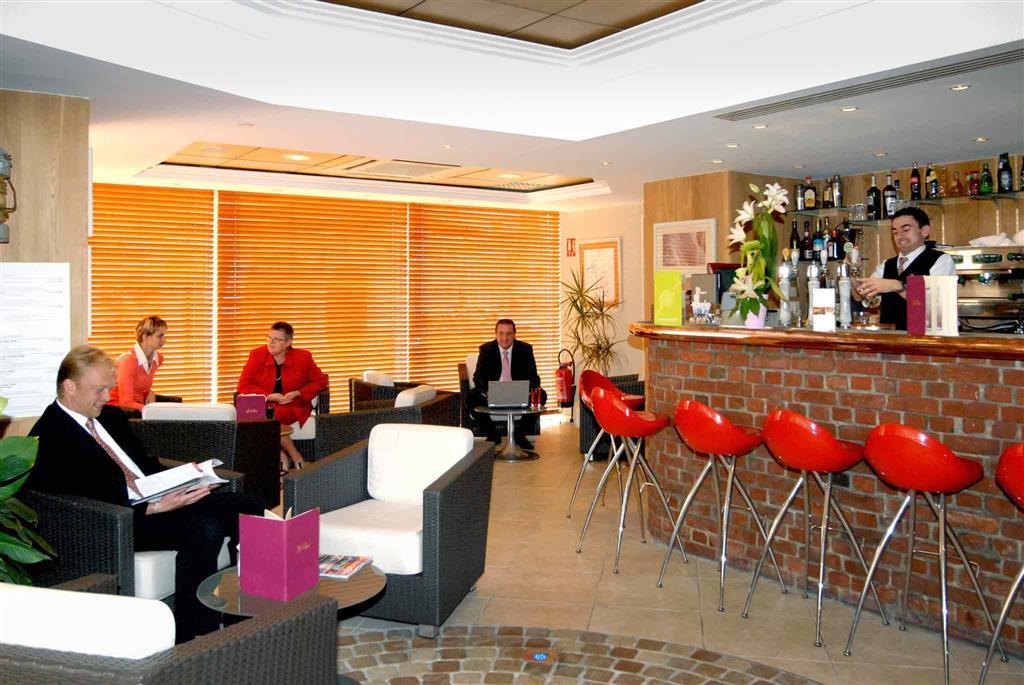 Mercure Abbeville Centre - Porte De La Baie De Somme Ngoại thất bức ảnh