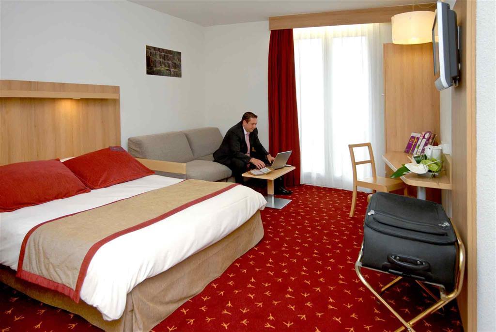 Mercure Abbeville Centre - Porte De La Baie De Somme Ngoại thất bức ảnh