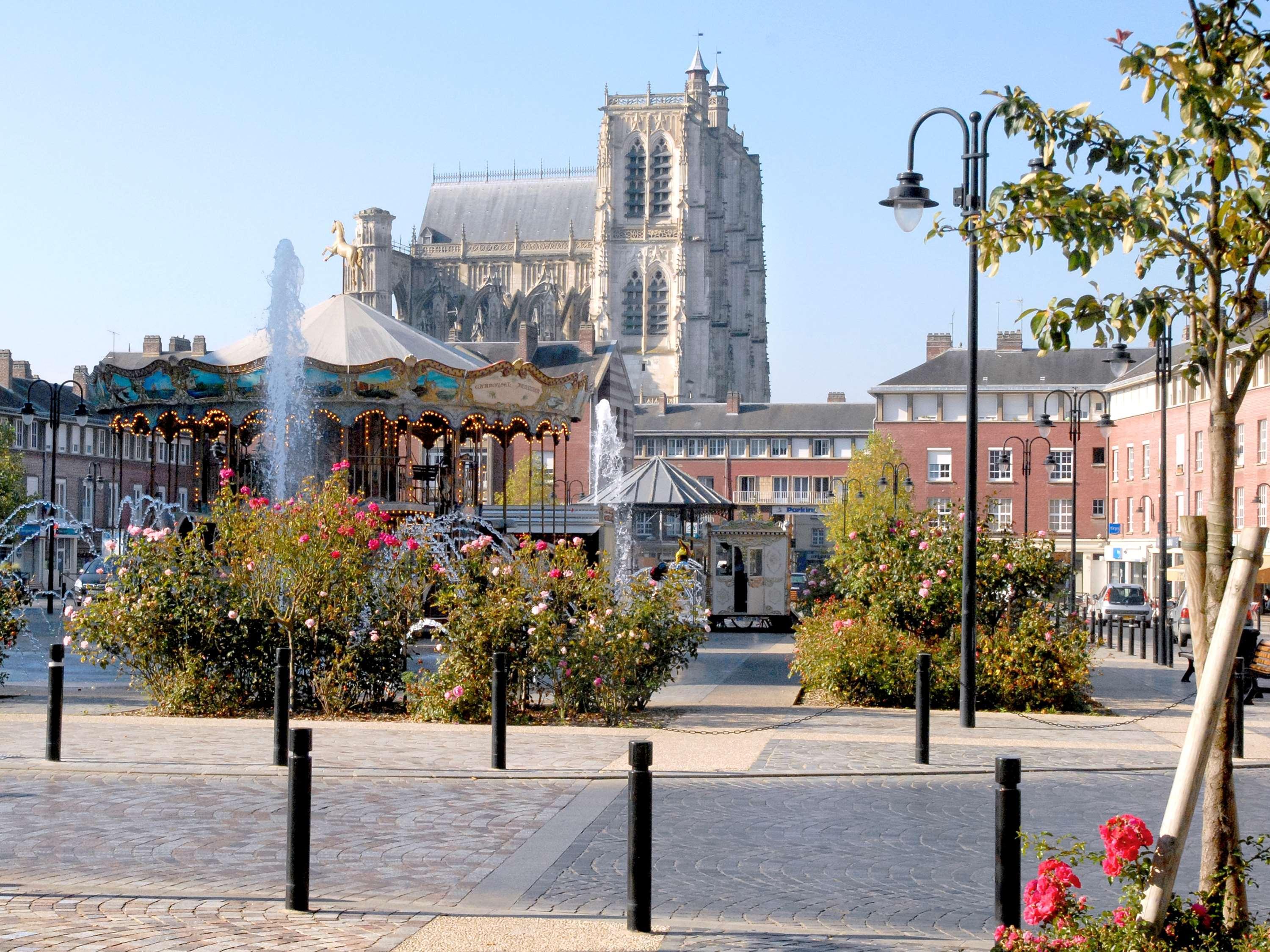 Mercure Abbeville Centre - Porte De La Baie De Somme Ngoại thất bức ảnh