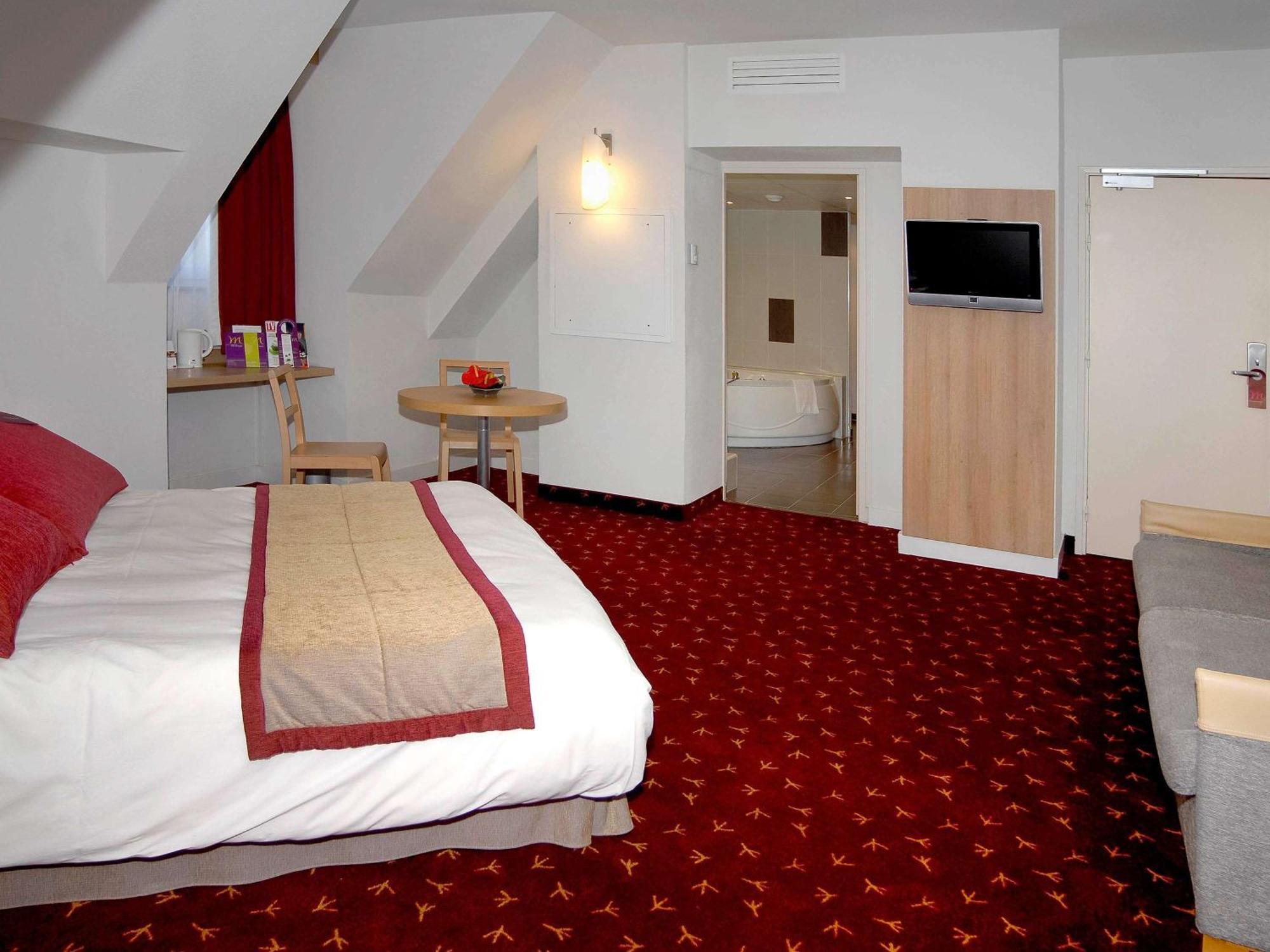 Mercure Abbeville Centre - Porte De La Baie De Somme Ngoại thất bức ảnh