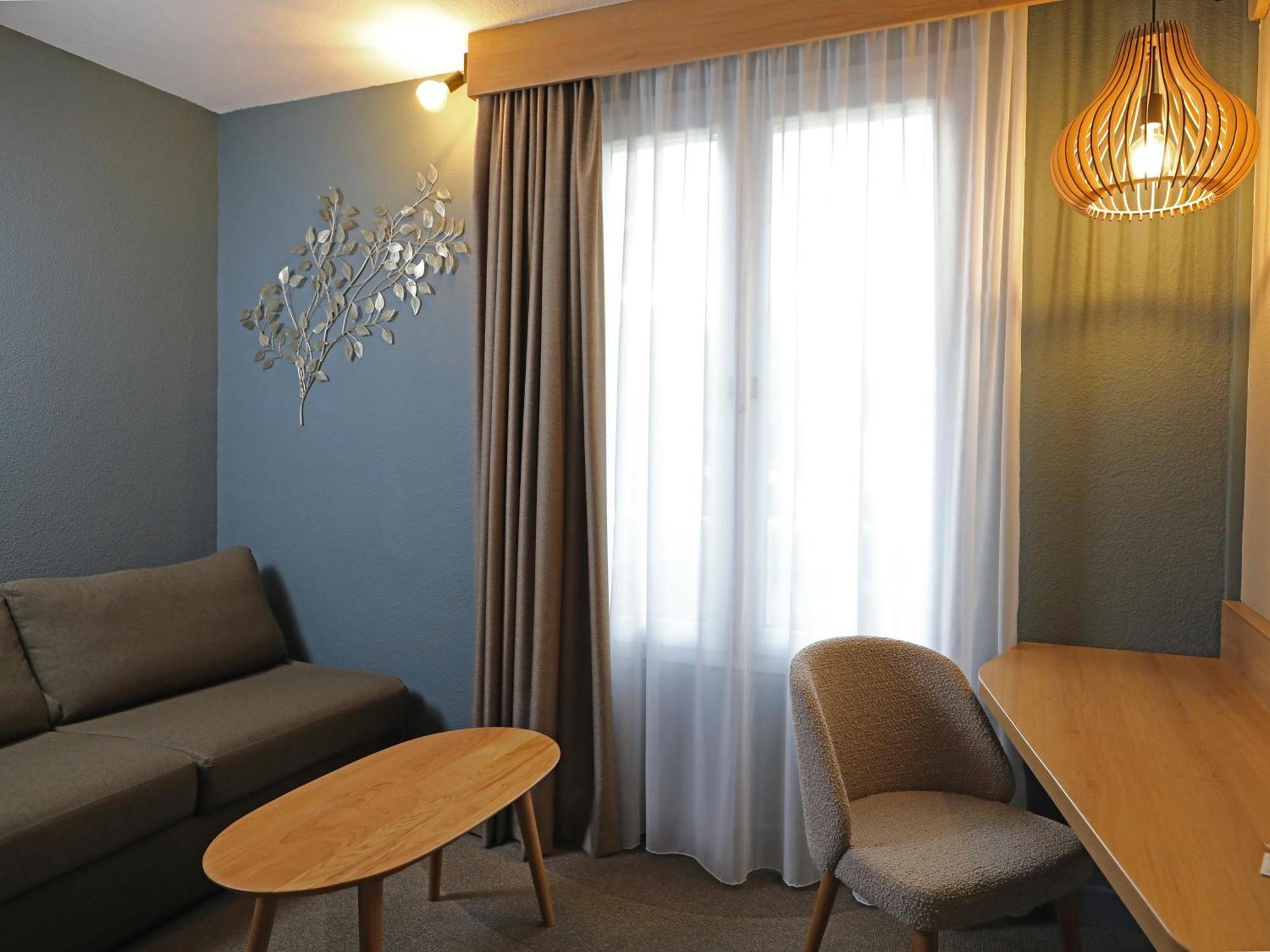 Mercure Abbeville Centre - Porte De La Baie De Somme Ngoại thất bức ảnh
