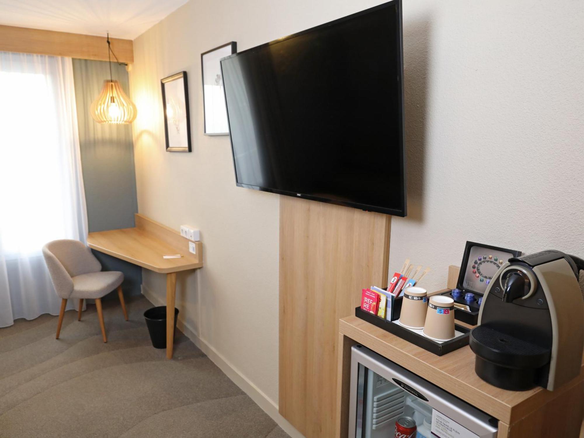 Mercure Abbeville Centre - Porte De La Baie De Somme Ngoại thất bức ảnh